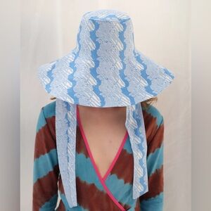 Beklina tie hat hydrangea